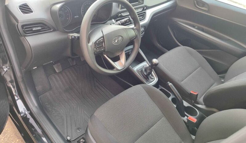 Hyundai HB20 full
