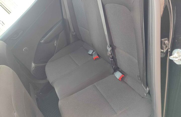 Hyundai HB20 full